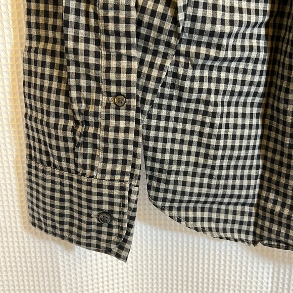 J. Crew Slim Button Down Shirt (Men’s) - Picture 5 of 8